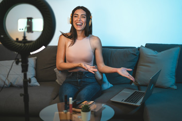 Influenceri a dane: Kedy už nestačí len sledovať lajky, ale aj zákony tt_influencerka (1)